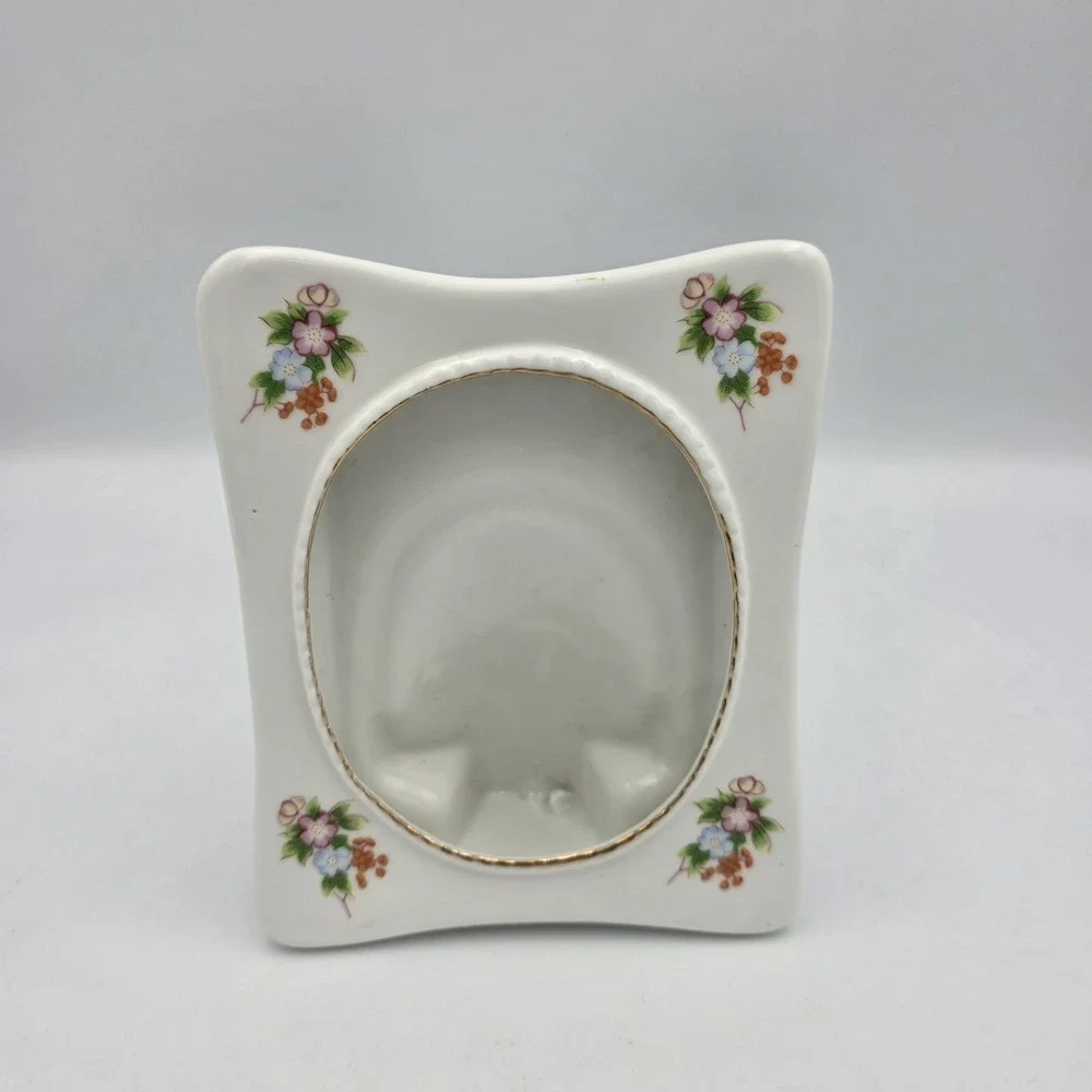 Vintage Porcelain Picture Frame White Oval Flowers Tabletop or Shelf 5